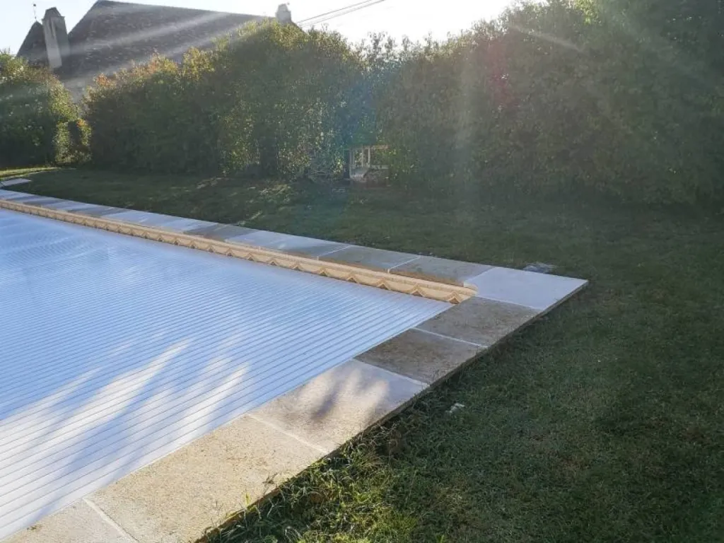 Pierre de Dordogne vieilli pour dallage et pavé, Bordeaux, Lyon, Paris, Cannes