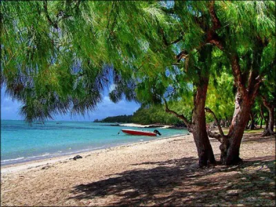 Découvrir 3 des plus belles plages de Maurice lors des vacances  