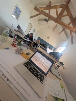 Centre de Formation pour Educateur Comportementaliste Canins Bordeaux 