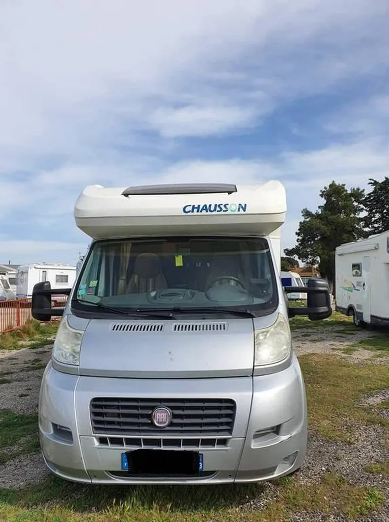 A SAISIR CAMPING CAR CHAUSSON SWEET MAXI dernier véhicule à la vente
