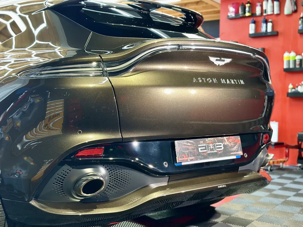 DETAILING auto protection carrosserie Aston Martin DBX sur Limonest 
