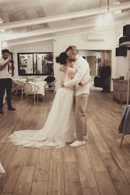 Profitez d’un mariage laïque romantique sur la plage en Corse à Calvi avec l’accompagnement d’une wedding planner qualifiée