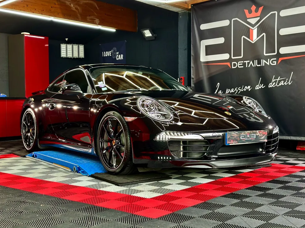 protection contre les rayures impacts film de protection PPF Lyon traitement céramique carosserie Porsche 911