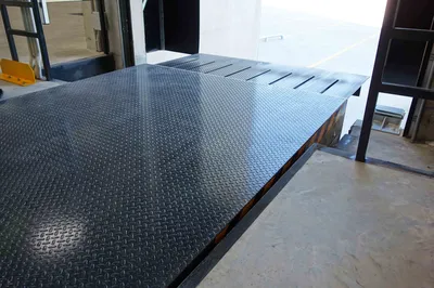 niveleur de quai à lèvre téléscopique pour quai de chargement