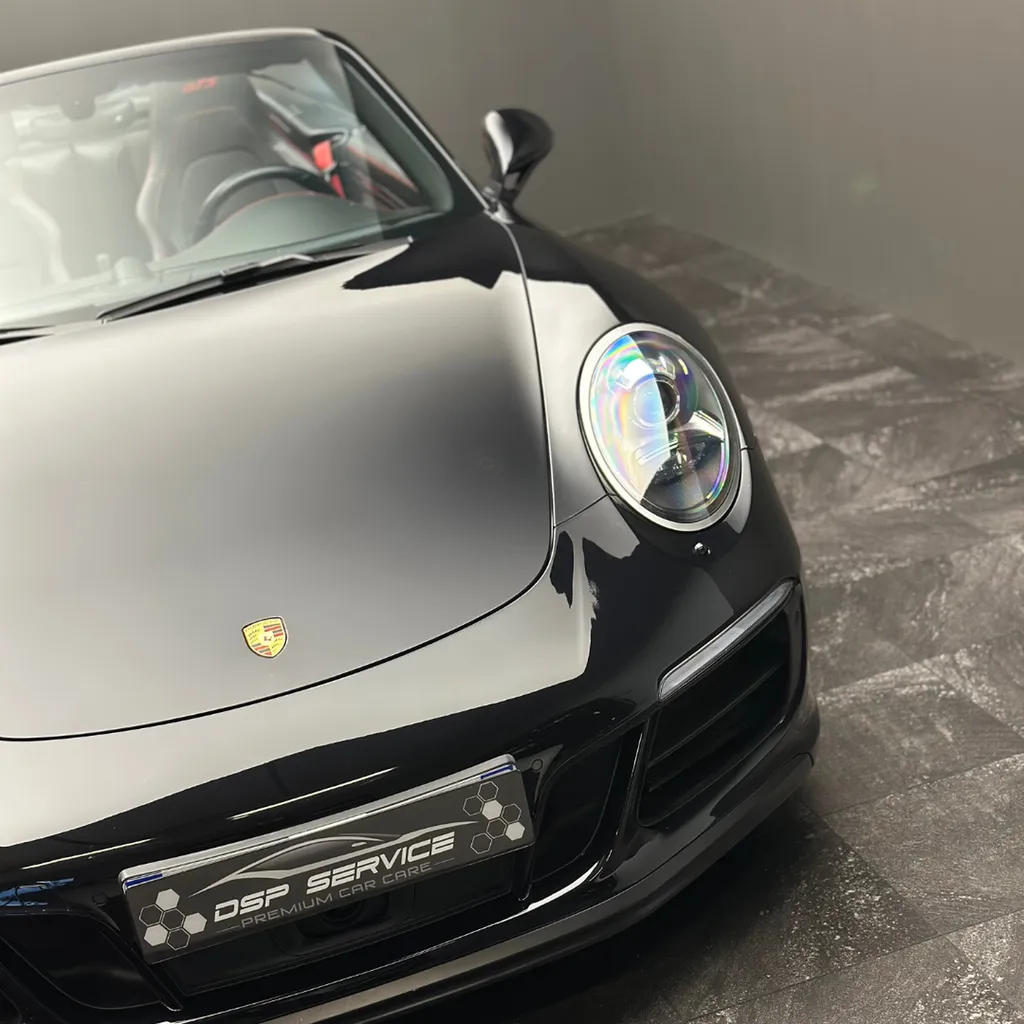 Comment protéger durablement sa Porsche 911 Carrera GTS près du Mans ?