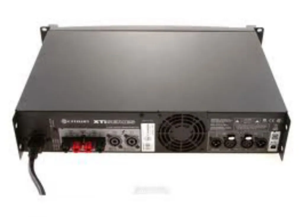 Location ampli de puissance Crown XTI4002