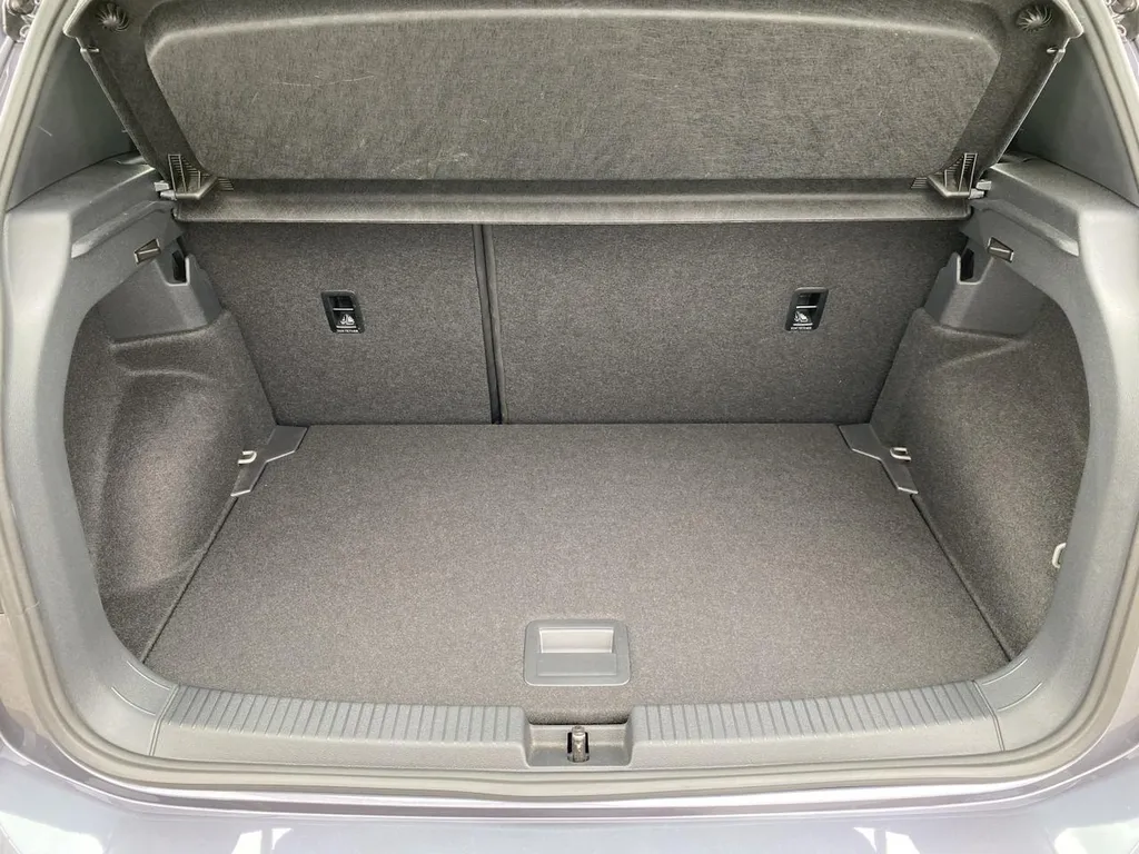 Volkswagen T-Cross R-Line d’occasion automatique essence à vendre à Rouen chez concessionnaire