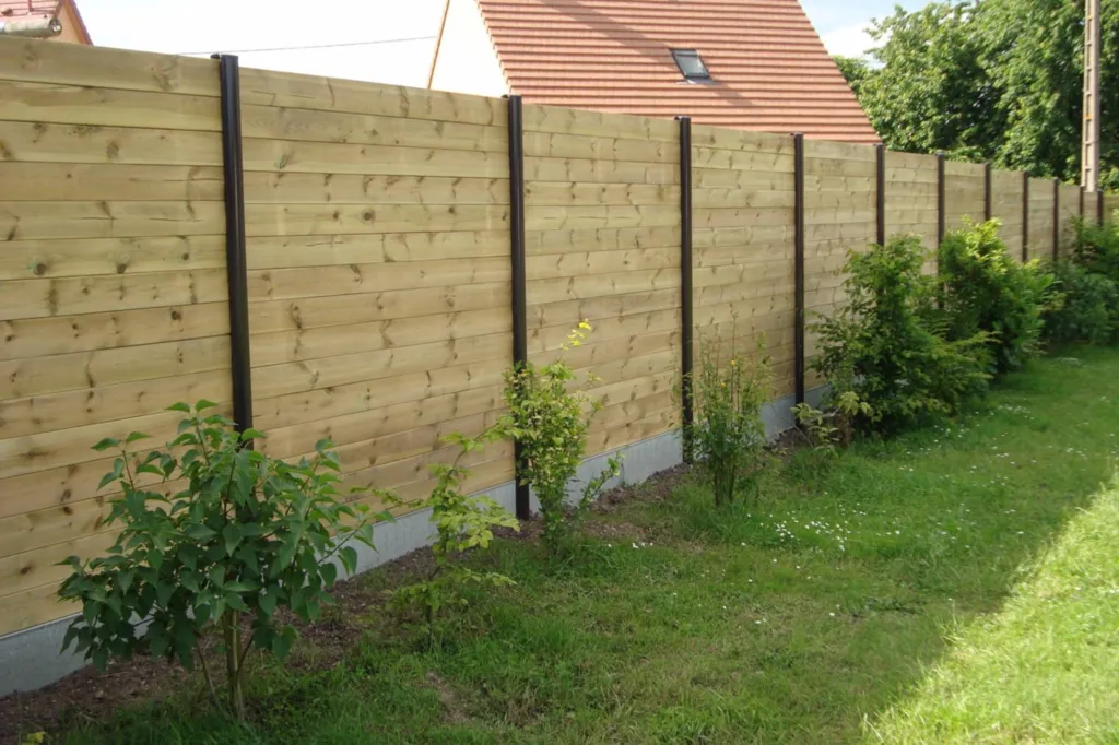 Séparation de jardins en clôture bois occultante à Honfleur 14