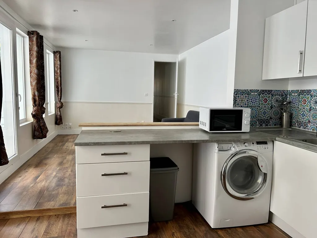 Louer une maison meublée de type 5 de plain-pied 100m2 à Talence proche fac et tram B et jardin