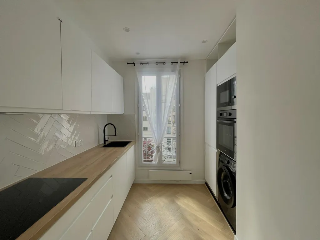 A vendre appartement 3 Pièces 56 m2 entièrement rénové / Rue Danton - Anatole France 92300 Levallois