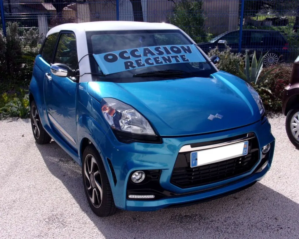 Vente voiture sans permis occasion LIGIER JS50L SPORTLINE près de Toulon