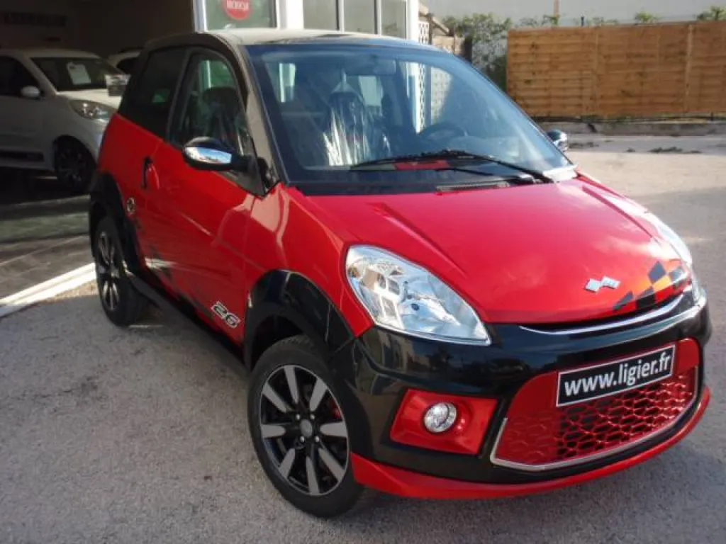 Vente Voiture sans permis LIGIER IXO 2 Série Spéciale TEAM 26 avec Moteur PROGRESS a Toulon dans le Var 83