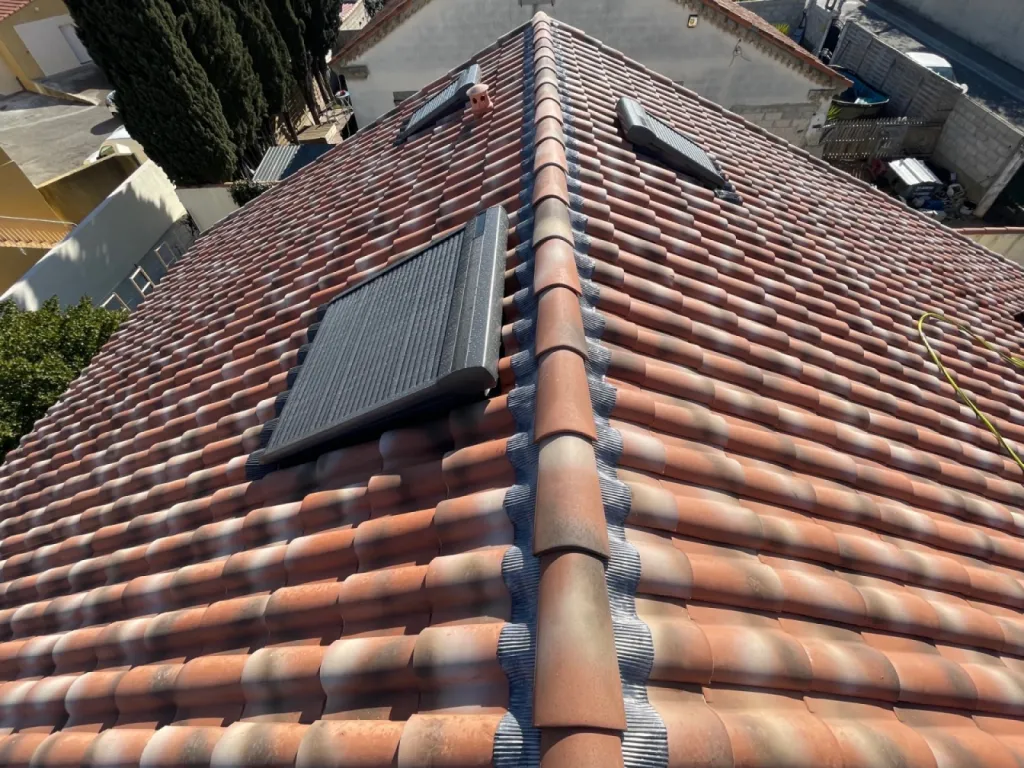 changement des tuiles sur chateauneuf les martigues fini