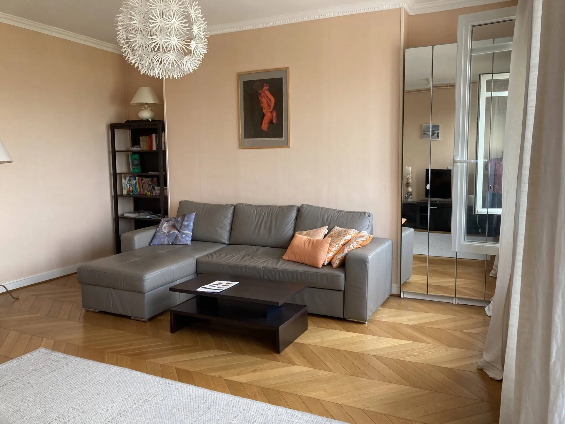 Vends cet agréable appartement vue sur la mer