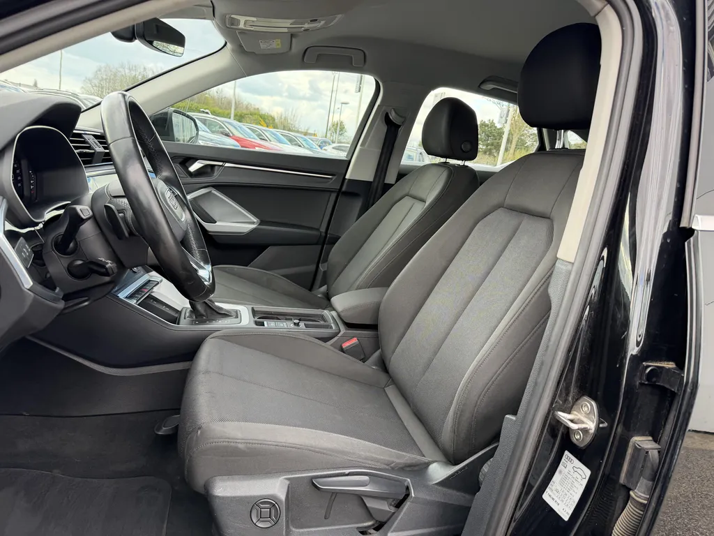 Audi Q3 Sportback d'occasion à vendre proche du Havre : SUV coupé diesel S tronic chez Caudebec Automobiles