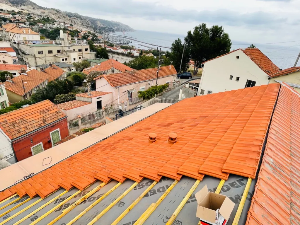 Nouvelle réfection de toiture de maison près de Aix en Provence