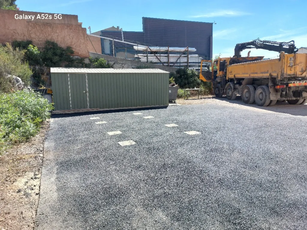 création d'un plateau extérieur pour salle de crossfit à Carnoux dans les Bouches-du-Rhône 