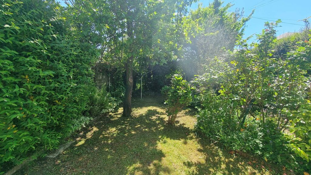 A vendre, charmante maison en briques avec jardinet, 2 chambres, Dieppe 76200