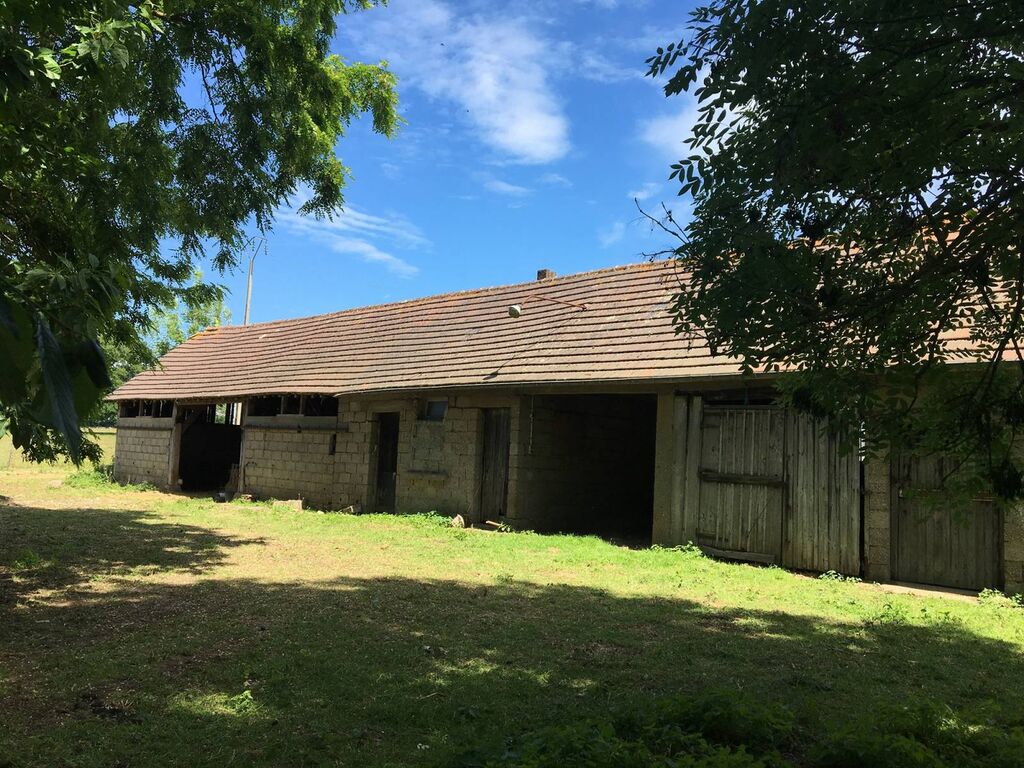 Maison individuelle, à vendre sur Vatteville-la-rue , sur 6972m² de terrain avec dépendances