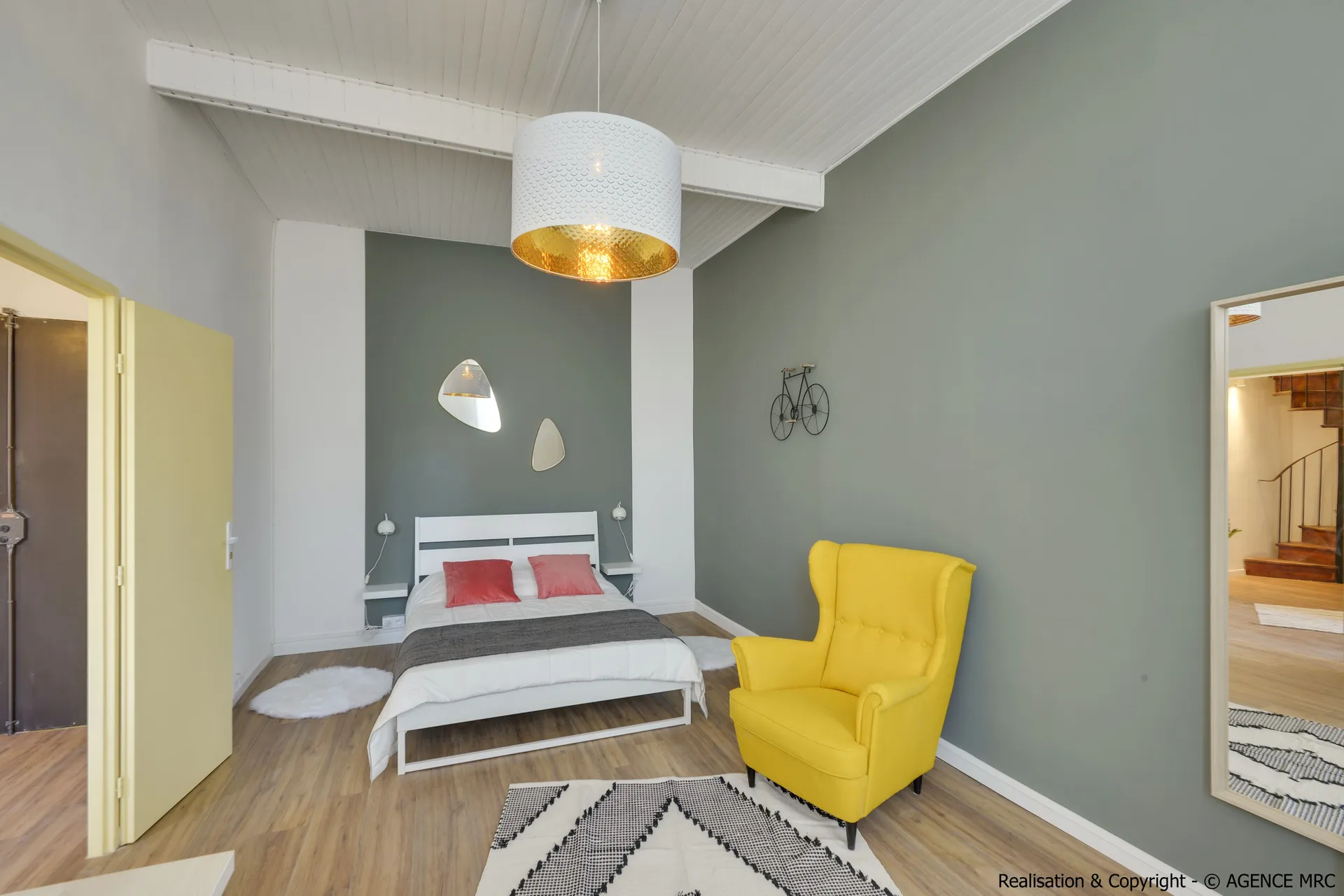 chambre niveau 1 vert et jaune