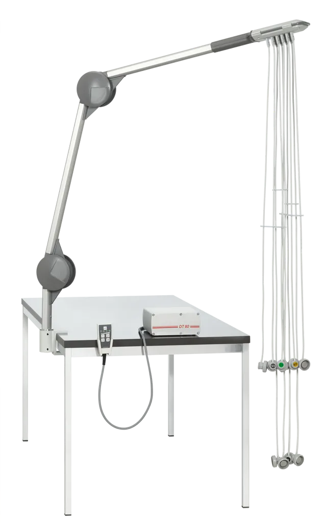 Système ECG Strässle DT80B — support articulé avec 10 câbles ECG de 1 m pour examens cardiaques ergonomiques et fiables en cabinet médical à Metz