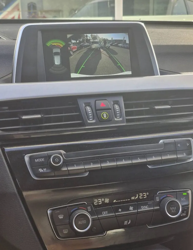 BMW X1 SDRIVE 18I 136 CV BVM LOUNGE OCCASION HARMAN KARDON / HAYON MOTORISE / PRES DE TOULOUSE EN OCCITANIE A PLAISANCE DU TOUCH