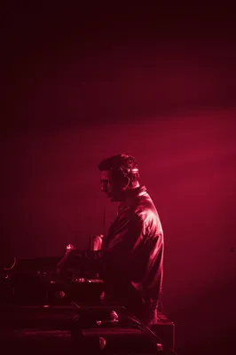 Animation DJ lors d’une soirée entreprise à Toulouse avec sonorisation professionnelle et ambiance musicale pour événement corporate.