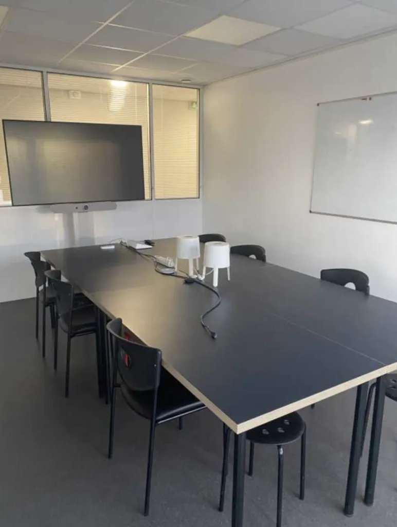 CAEN - A LOUER Bureaux de 181 m²