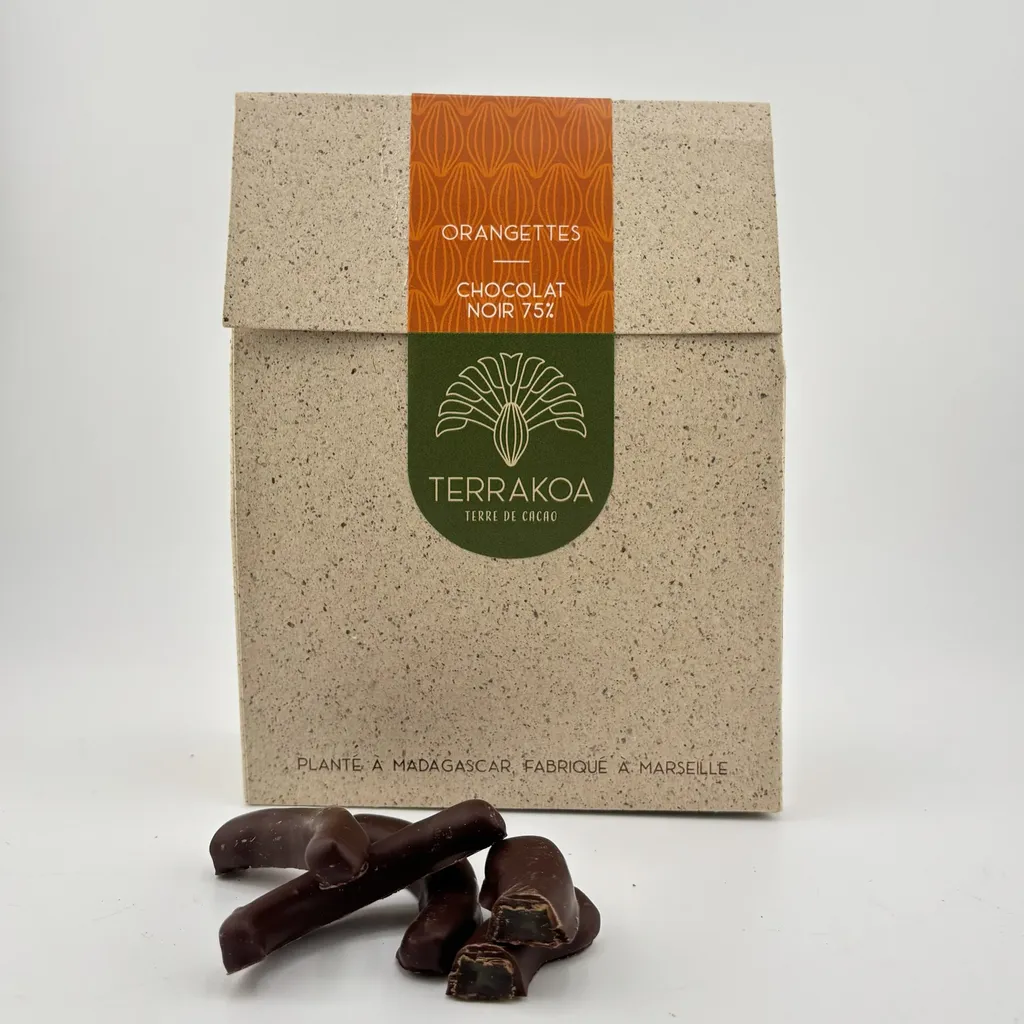 Orangettes au chocolat noir Terrakoa confiseries artisanales fabriquées à Marseille avec écorces d’orange confites et cacao Madagascar