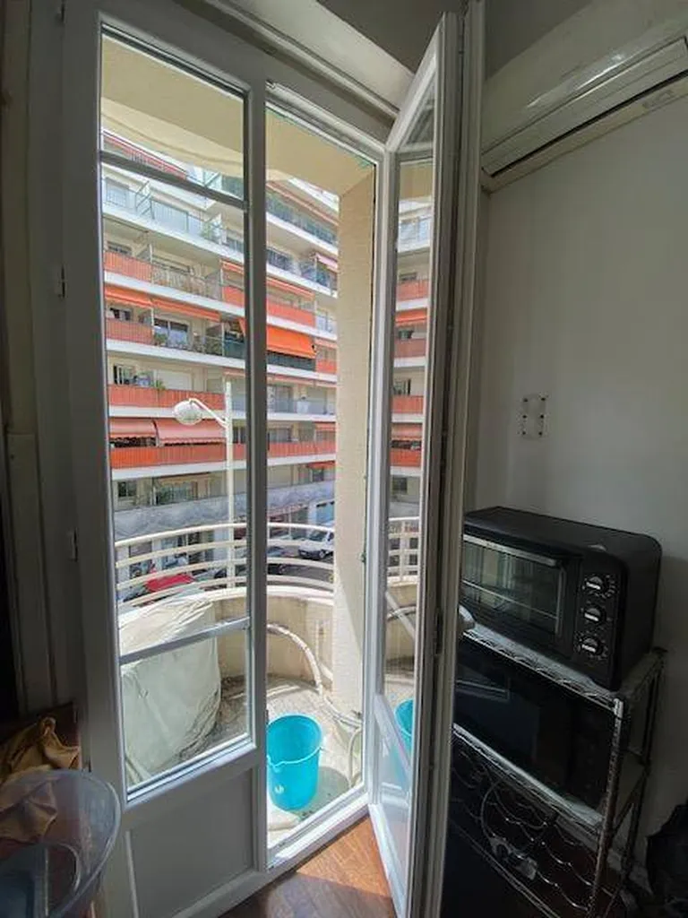 Vos poses de fenêtres sur Nice sur-mesure avec Alliance Alu et Fer