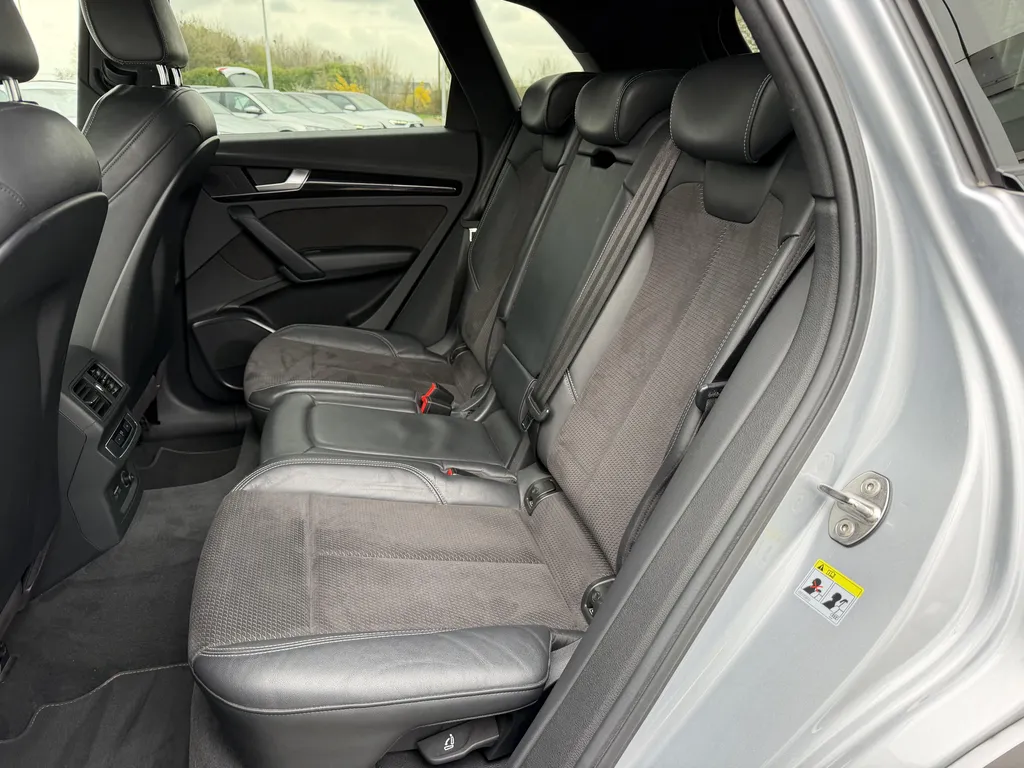 Achat Audi SQ5 occasion proche Le Havre : V6 TDI 347 ch Quattro disponible chez votre concessionnaire Caudebec Automobiles
