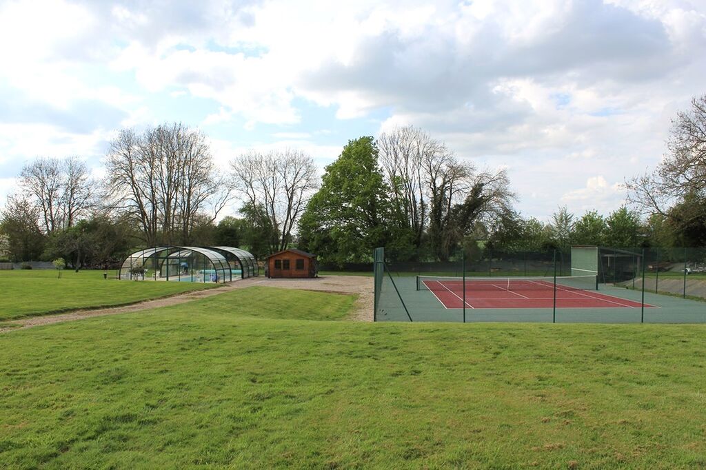 Région Cormeilles Propriété avec tennis et piscine