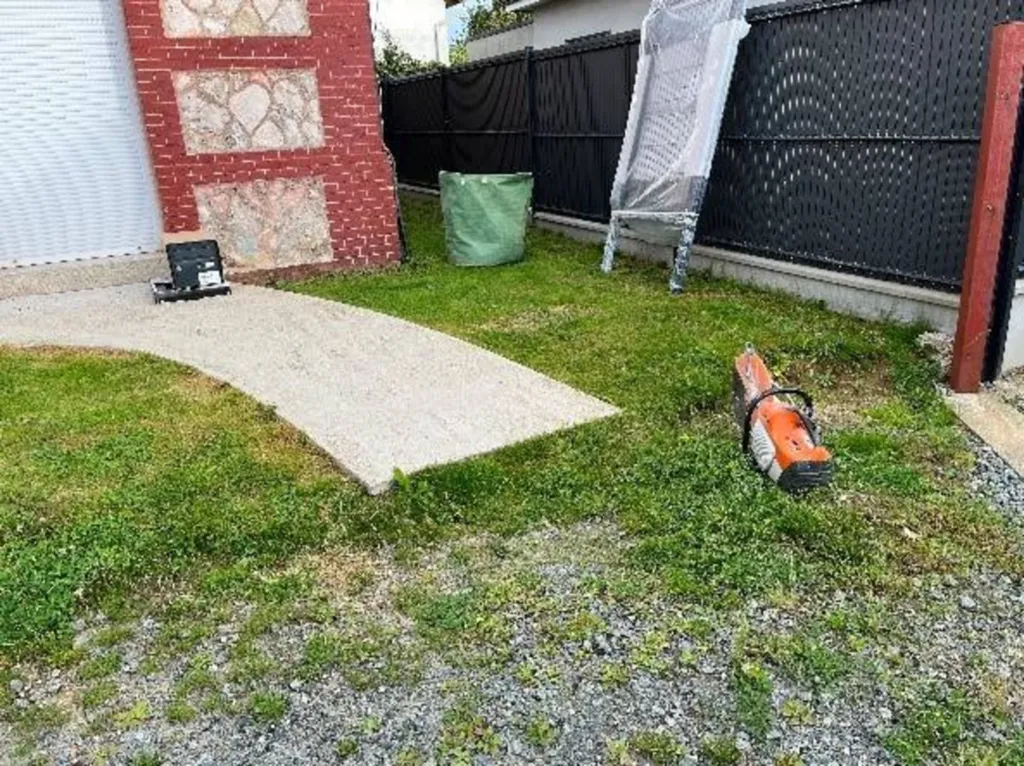 Création d’un parking avec enrochement en pierre naturelle  et pose d’un portillon et sa clôture sur Le Havre 76