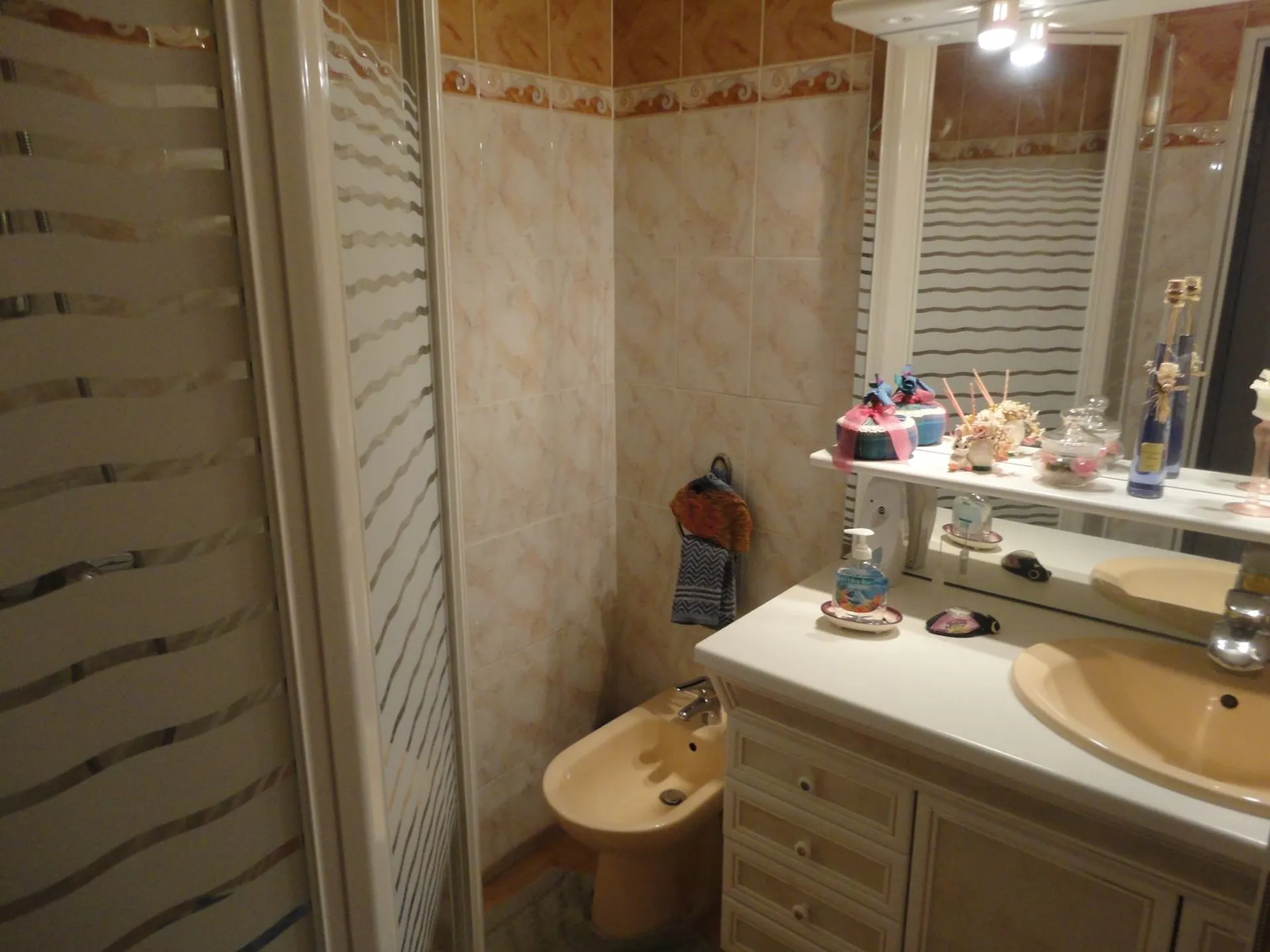 Vente bel appartement 3/4 Roquefort La Bédoule  au calme avec parking privatif