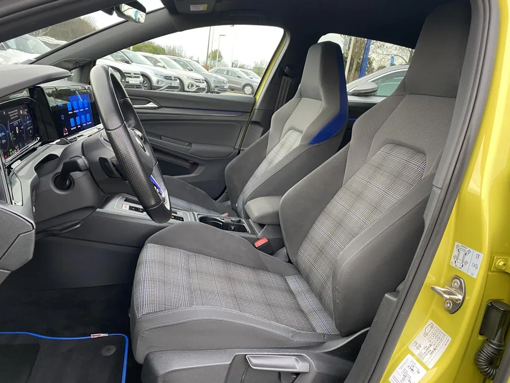 Volkswagen Golf GTE occasion hybride rechargeable 245ch au meilleur prix chez votre concessionnaire au Havre / Rouen