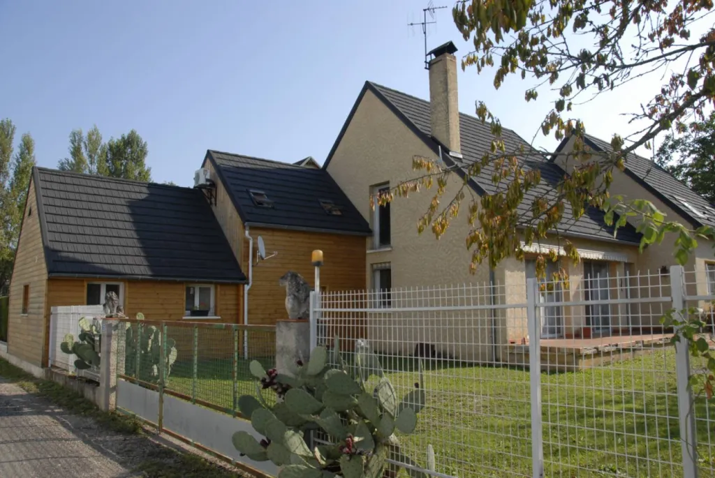 Tuile GERARD CORONA sur shingle dans le Lot