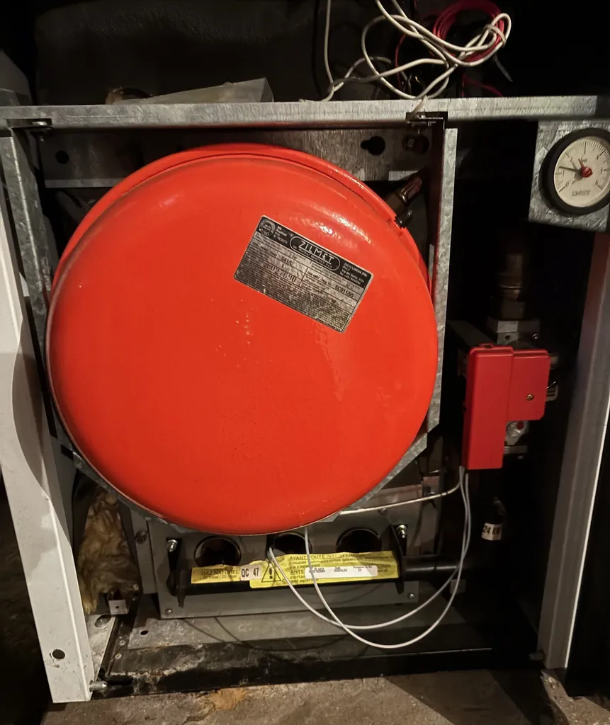 Entretien d’une chaudière De Dietrich au sol à Bondy 93140