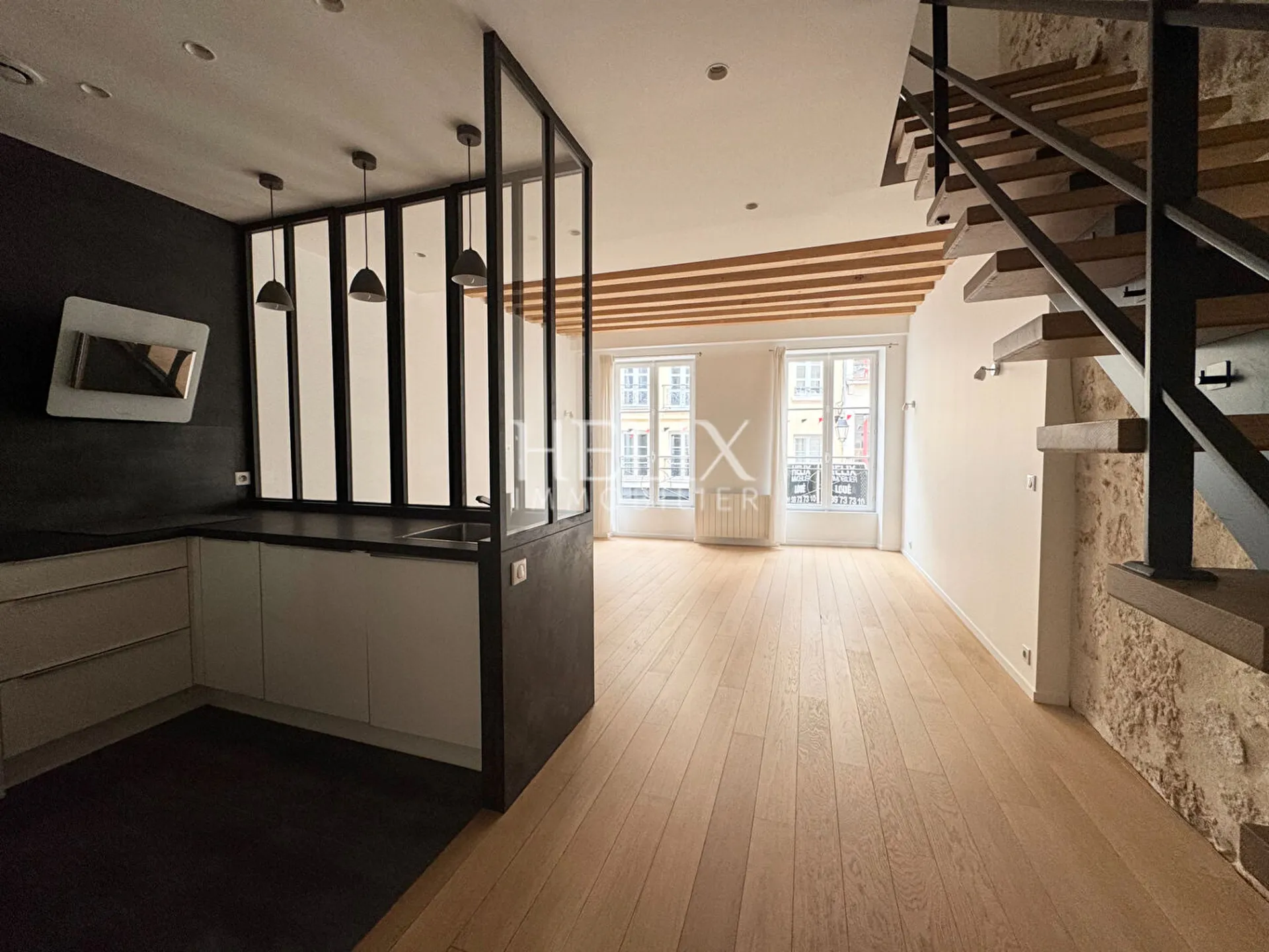 A louer très bel appartement 3 pièces en duplex à Saint Germain En Laye à 2 mn du RER A