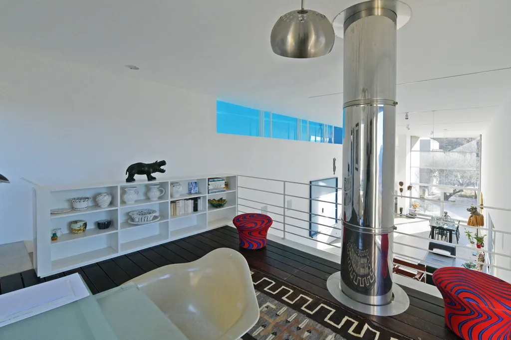 Propriété bioclimatique en position dominante proche village des Monts de Vaucluse   