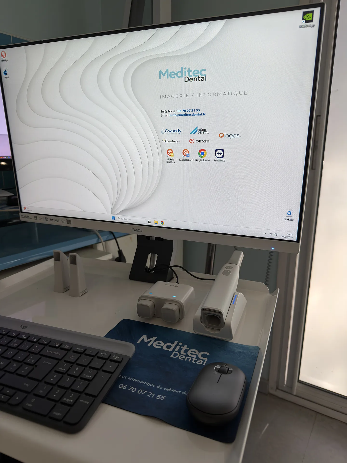 Installation caméra Dexis Imprevo sur un cart mobile Dental Art