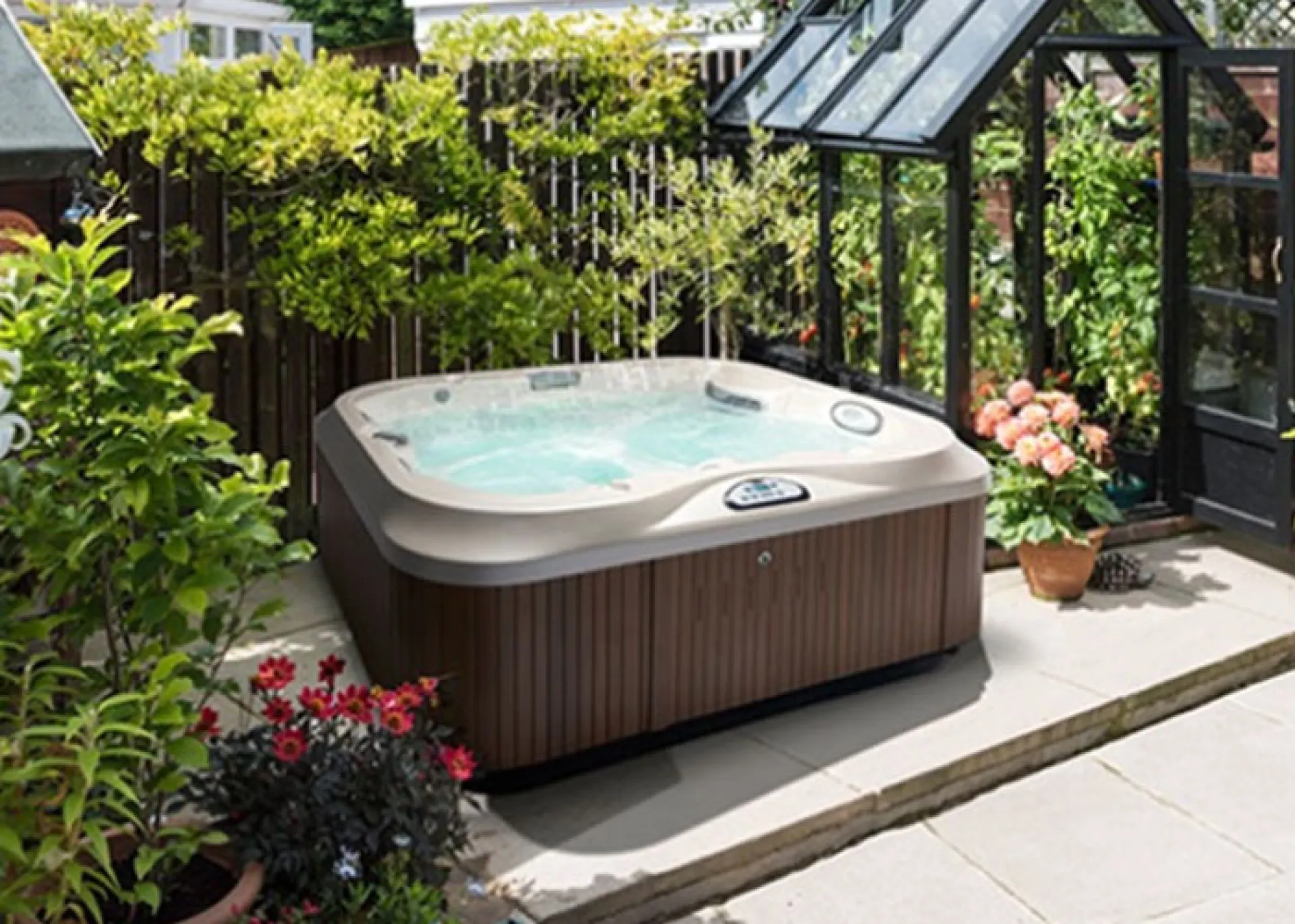 Acheter un Spa Jacuzzi® dans la Drôme des Collines