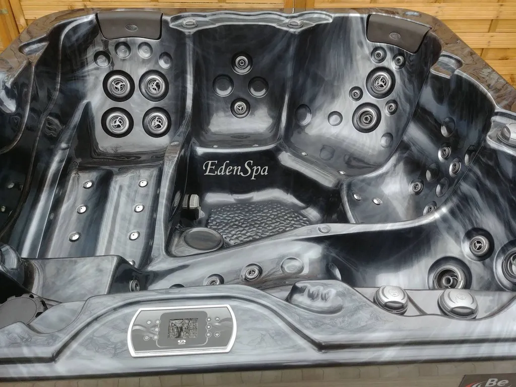 Jacuzzi exterieur familial bouches-du-rhone