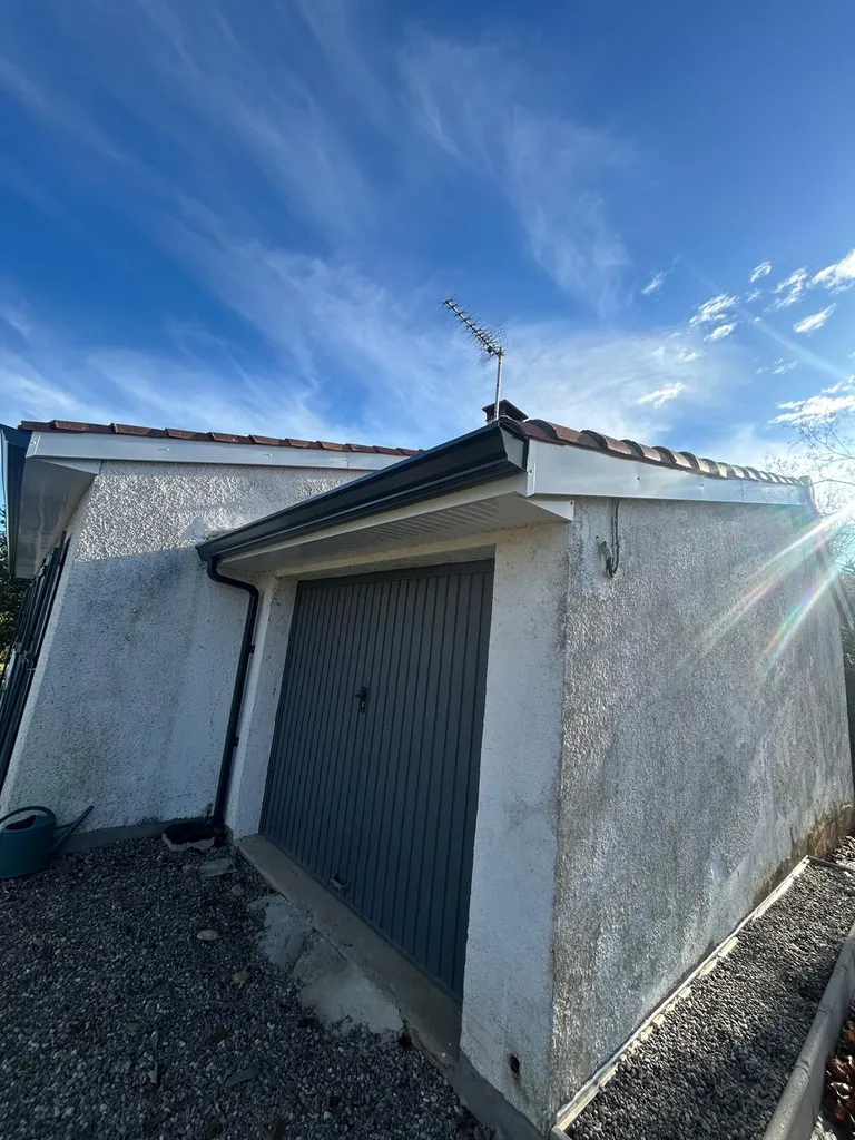 GOUTTIERES ALU ET LAMBRIS ALU A NOE 31410