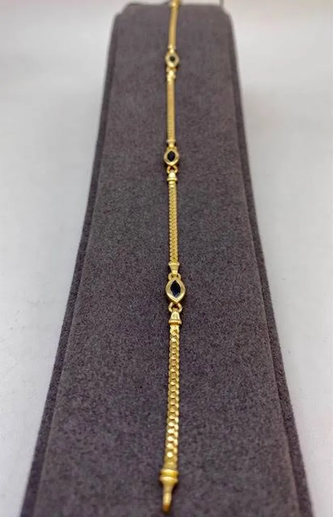 Le Raffinement à votre Poignet: Découvrez le Bracelet Maille Anglaise chez Or Ligne près de Bordeaux