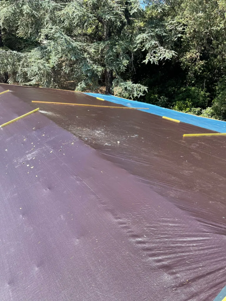 Urgence fuites toiture intempéries à Six fours les plages et  Toulon