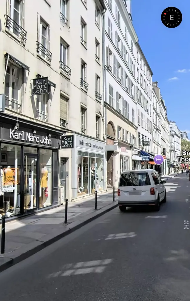 Location - Boutique 44 m², Saint Dominique, Rue Saint-Dominique 75007 PARIS