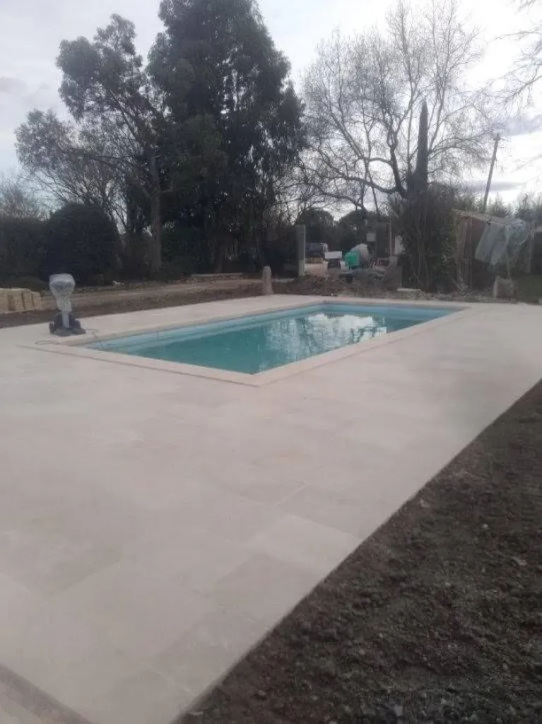 PARIS - LYON - UZÈS - NÎMES - BEZIERS - AVIGNON - BASTIA LP PIERRE NATURELLE à PERIGUEUX 