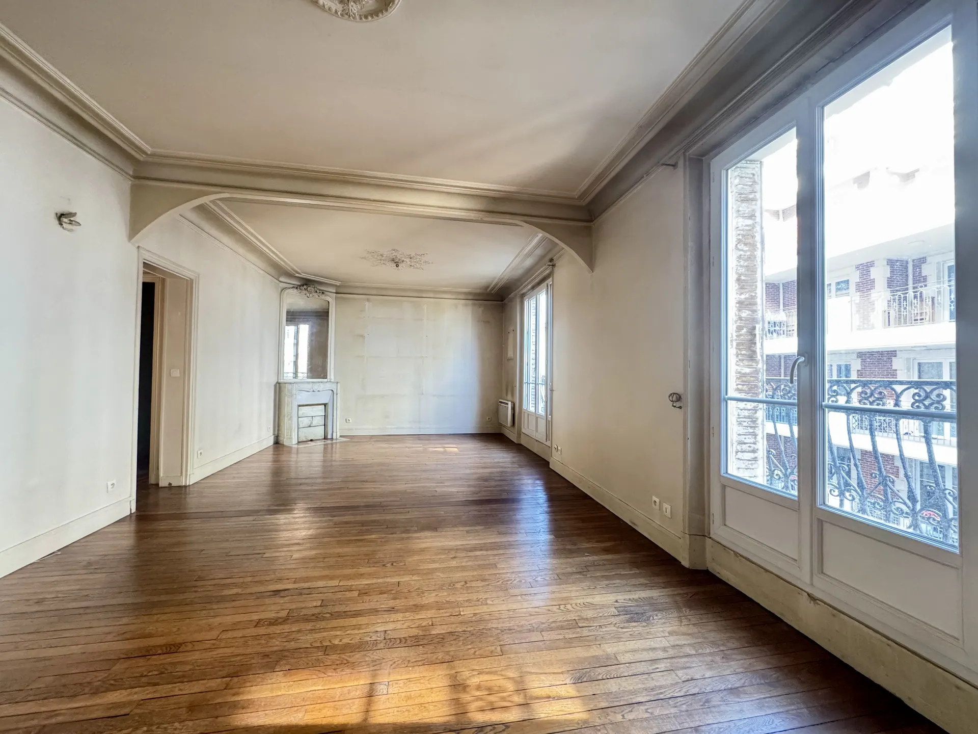 A vendre 3 Pièces 63 m2 avec balcon en plein coeur de Bécon - Courbevoie 92400 Rue Edith Cavell