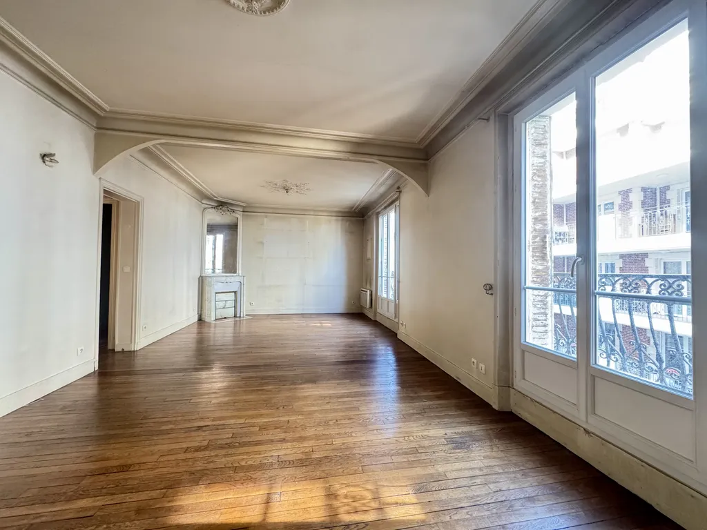A vendre 3 Pièces 63 m2 avec balcon en plein coeur de Bécon - Courbevoie 92400 Rue Edith Cavell