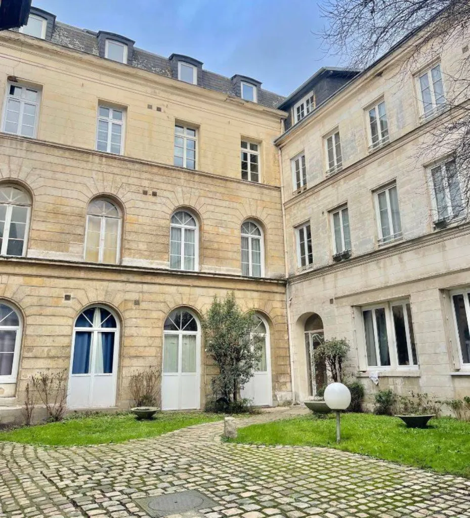 Studio en location de 25.34m², situé rue du vieux palais à Rouen, 473€ charges comprises
